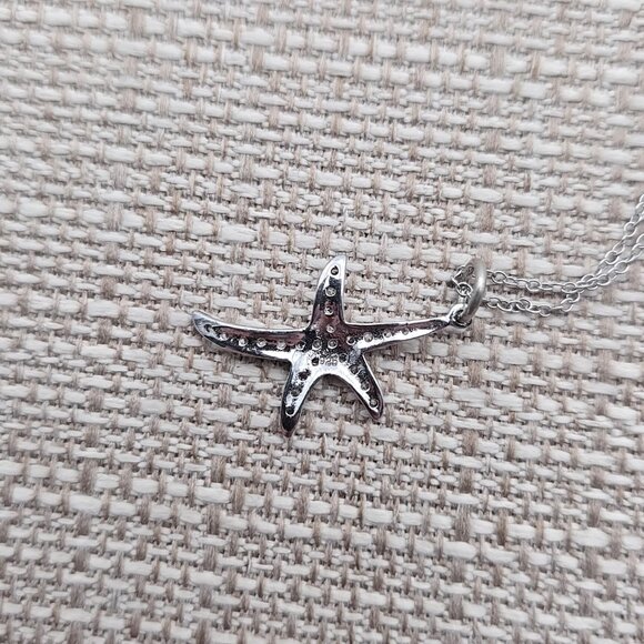 20 Inches Sterling Silver Cubic Zirconia Gem Starfish Necklace A4219 - Picture 5 of 8